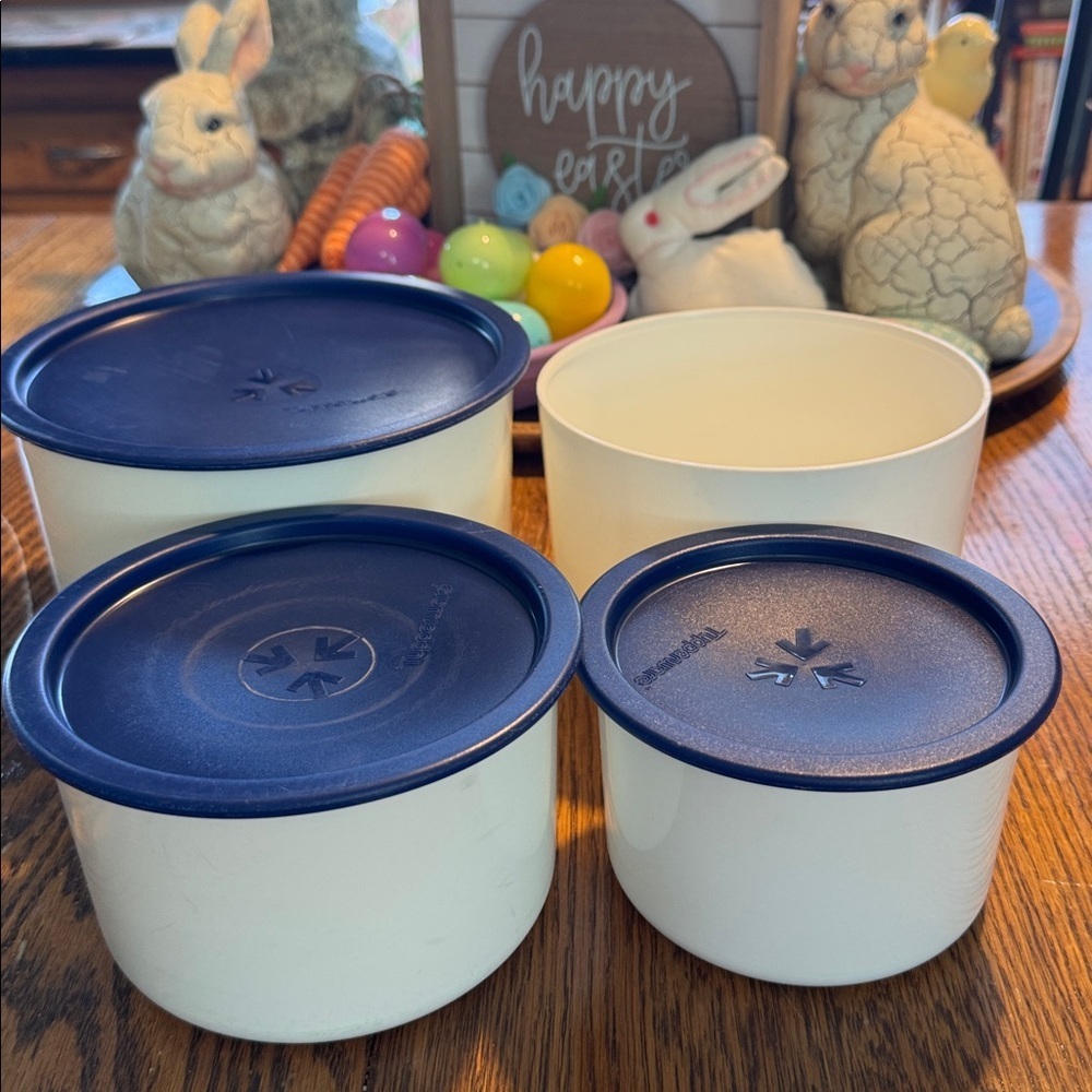 Vintage Tupperware One Touch Canister set